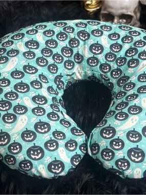 Boppy Teal Pumpkin & Ghost Print Nursing Pillow